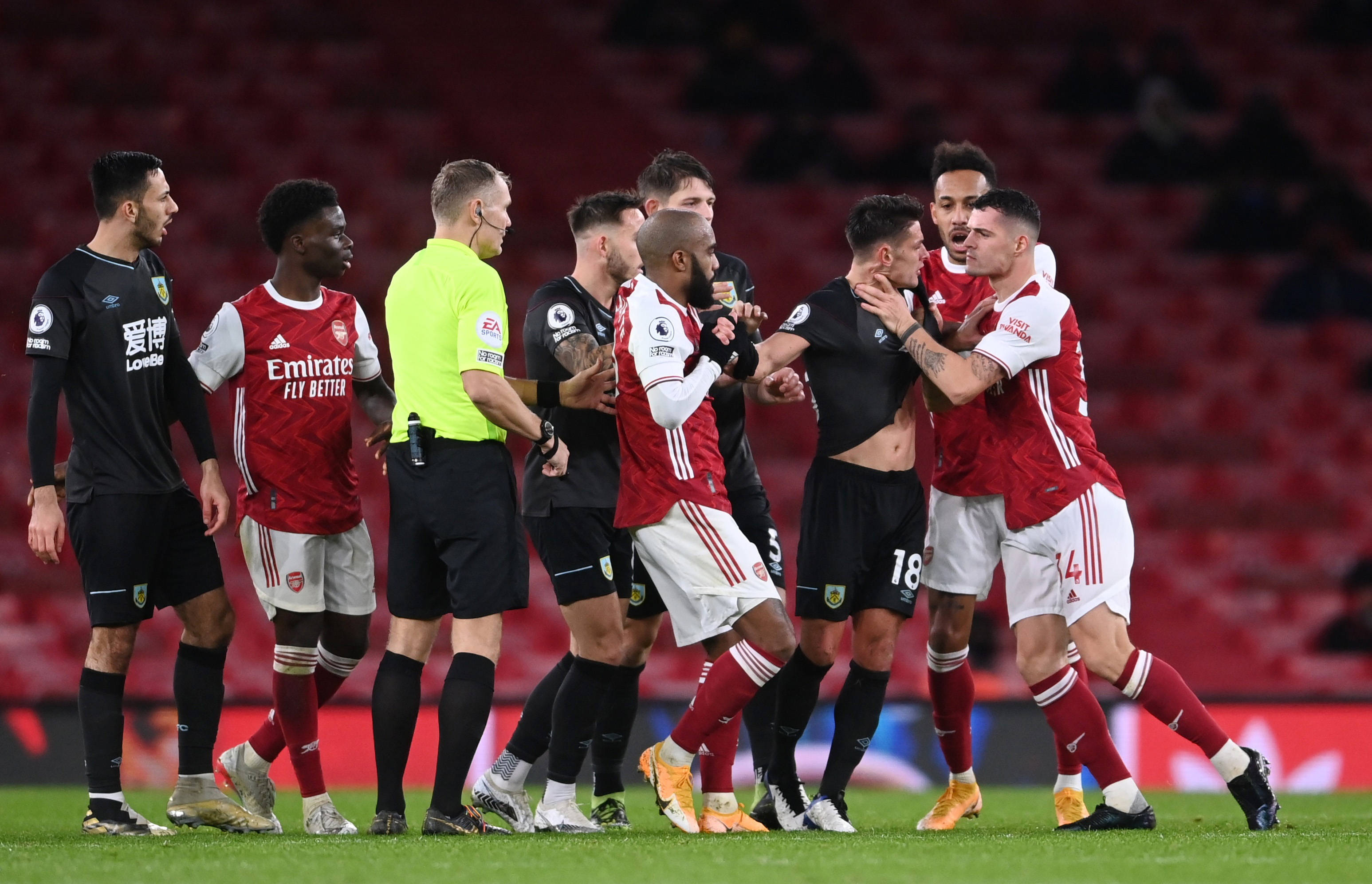 还使他制造 还使他制造